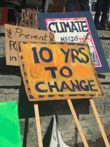 UMF Students Rally Support to Fight Climate Change